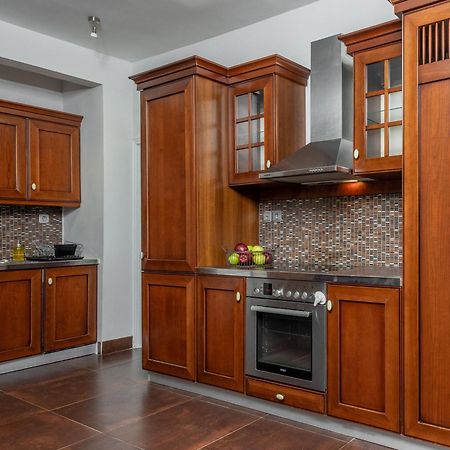 Relux Sea View 2 Bedroom Apartment By Blupine Athen Exterior foto